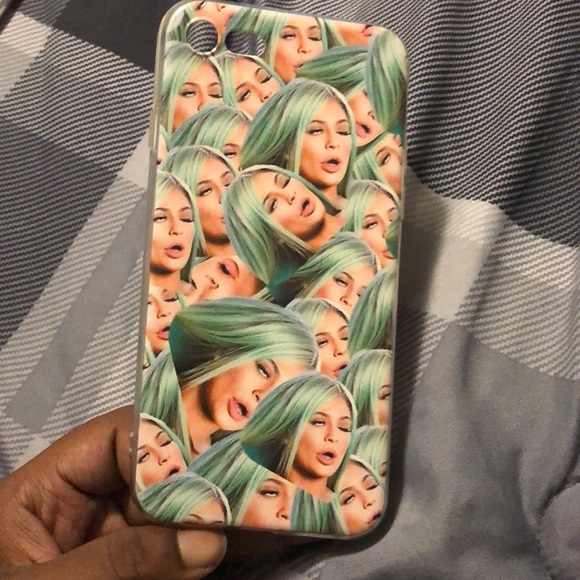 Kylie iPhone 8 phone case - Picture 1 of 2